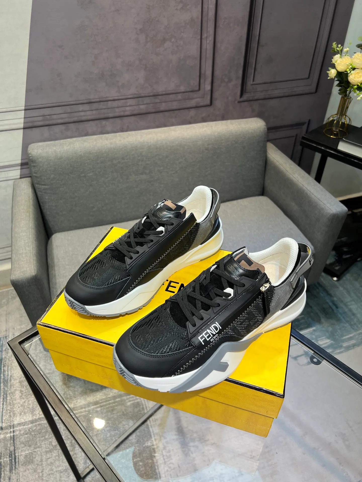 Men's shoes 💰540 FENDI men's fashionable casual shoes 👟Hot sale🔥 Official website 1:1 replica ⬆️Original quality - original leather - original breathable mesh lining original outsole 1:1 replica, code number 38-44 (45-46 customized)